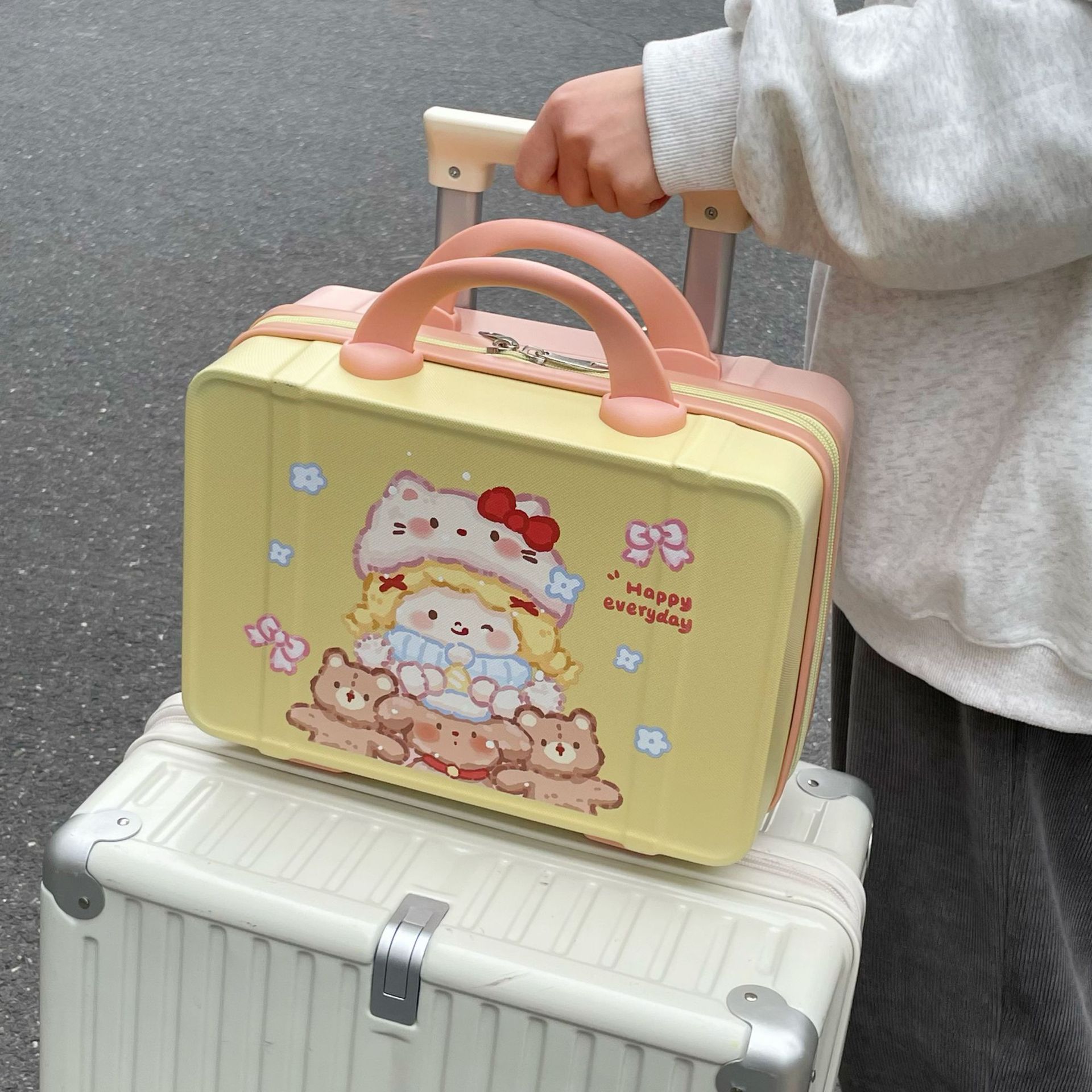 https://fulmo-img-server.com/glamcase/aa862cab-df73-4b93-8055-a67ce81d6c76.jpg