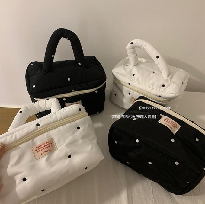https://fulmo-img-server.com/glamcase/ab033d5d-3ce5-4f81-b121-309dde655e27.jpg