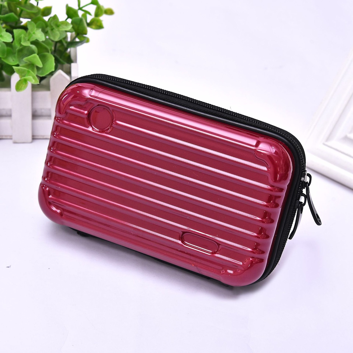 https://fulmo-img-server.com/glamcase/ae0990d7-bce2-4eb9-bafa-41d57d60d702.jpg