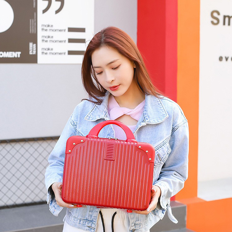 https://fulmo-img-server.com/glamcase/b447c2a1-c9e9-46b5-9c72-044f55898069.jpg