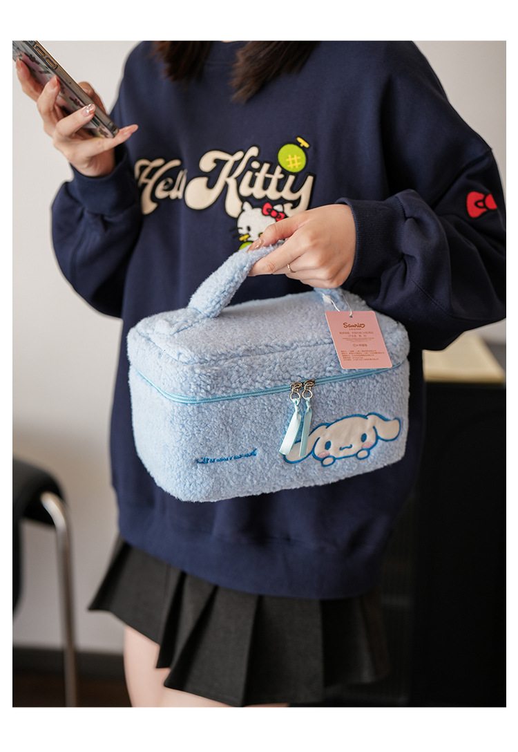 https://fulmo-img-server.com/glamcase/c696e96c-92ba-4fdb-8454-28eb923e50ca.jpg