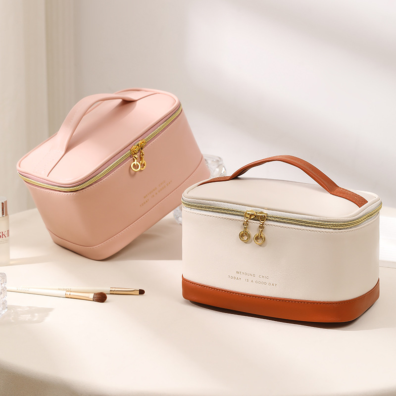 https://fulmo-img-server.com/glamcase/dfb68953-51eb-4036-b1d3-cc8ca1165410.jpg