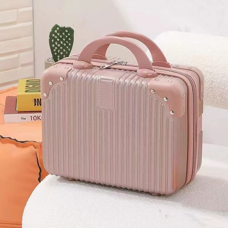 https://fulmo-img-server.com/glamcase/e053b017-0345-480e-aafe-a5440931e456.jpg