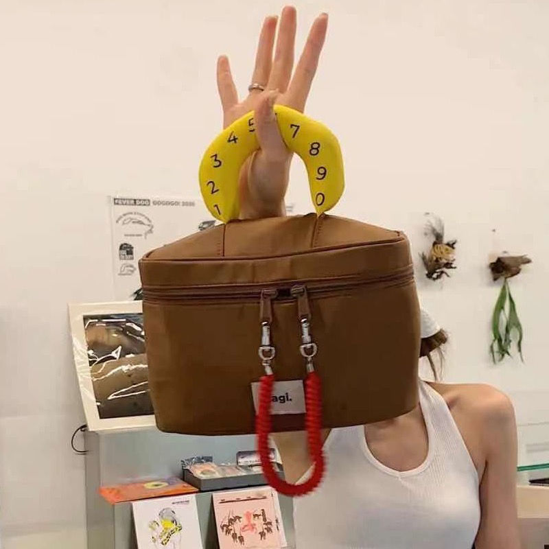 https://fulmo-img-server.com/glamcase/efe7c168-1b49-4fb8-971b-94aa2ec9e282.jpg