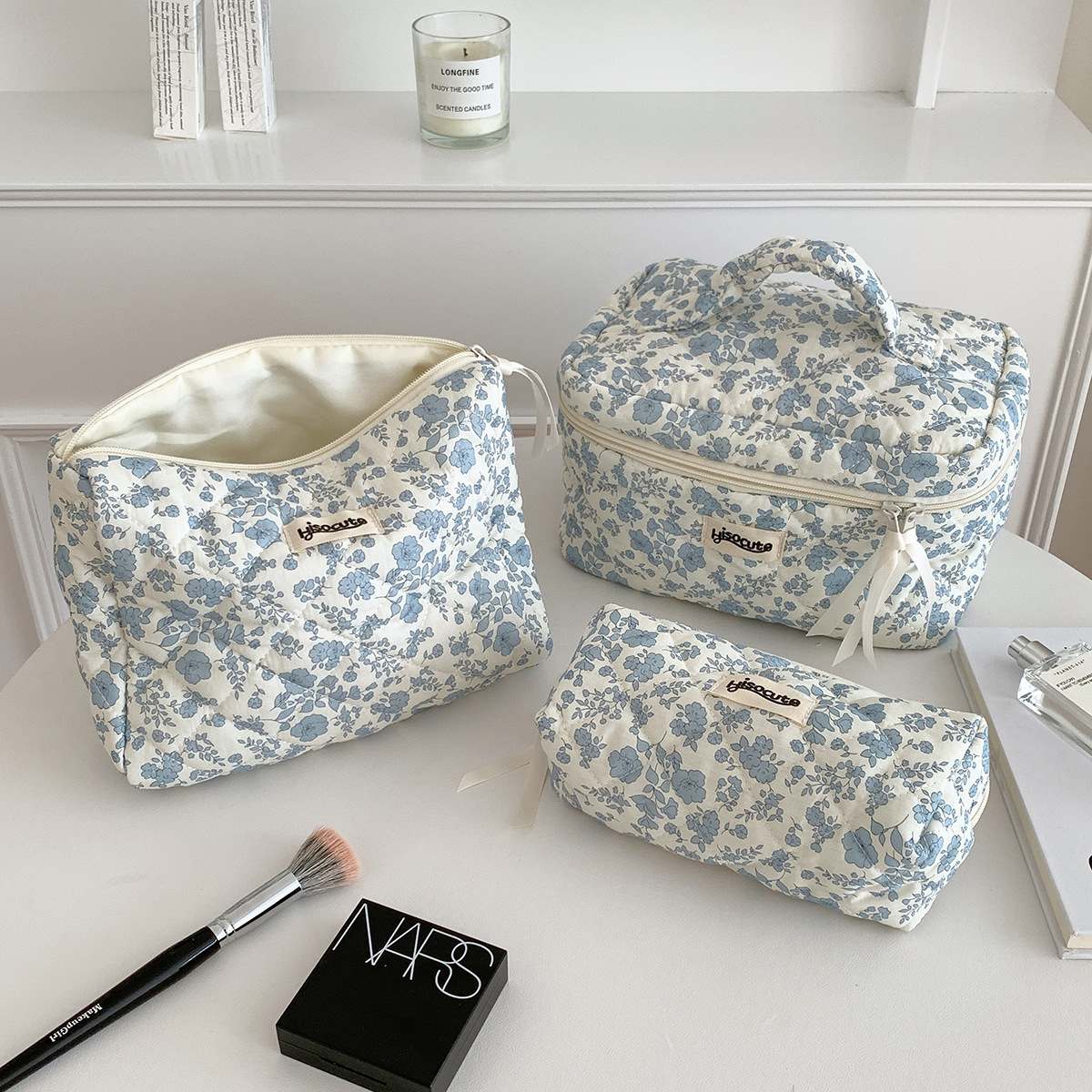 https://fulmo-img-server.com/glamcase/f1da9d6e-a61f-43f1-95f1-a960f7c46e6b.jpg