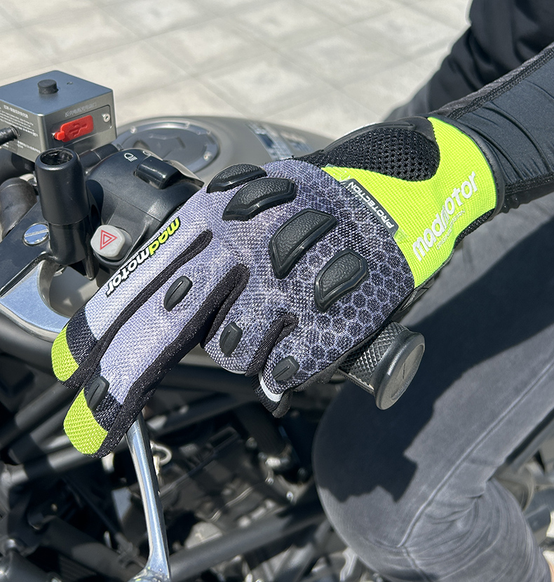 バイク　グローブ プロテクト革製メッシュグローブ