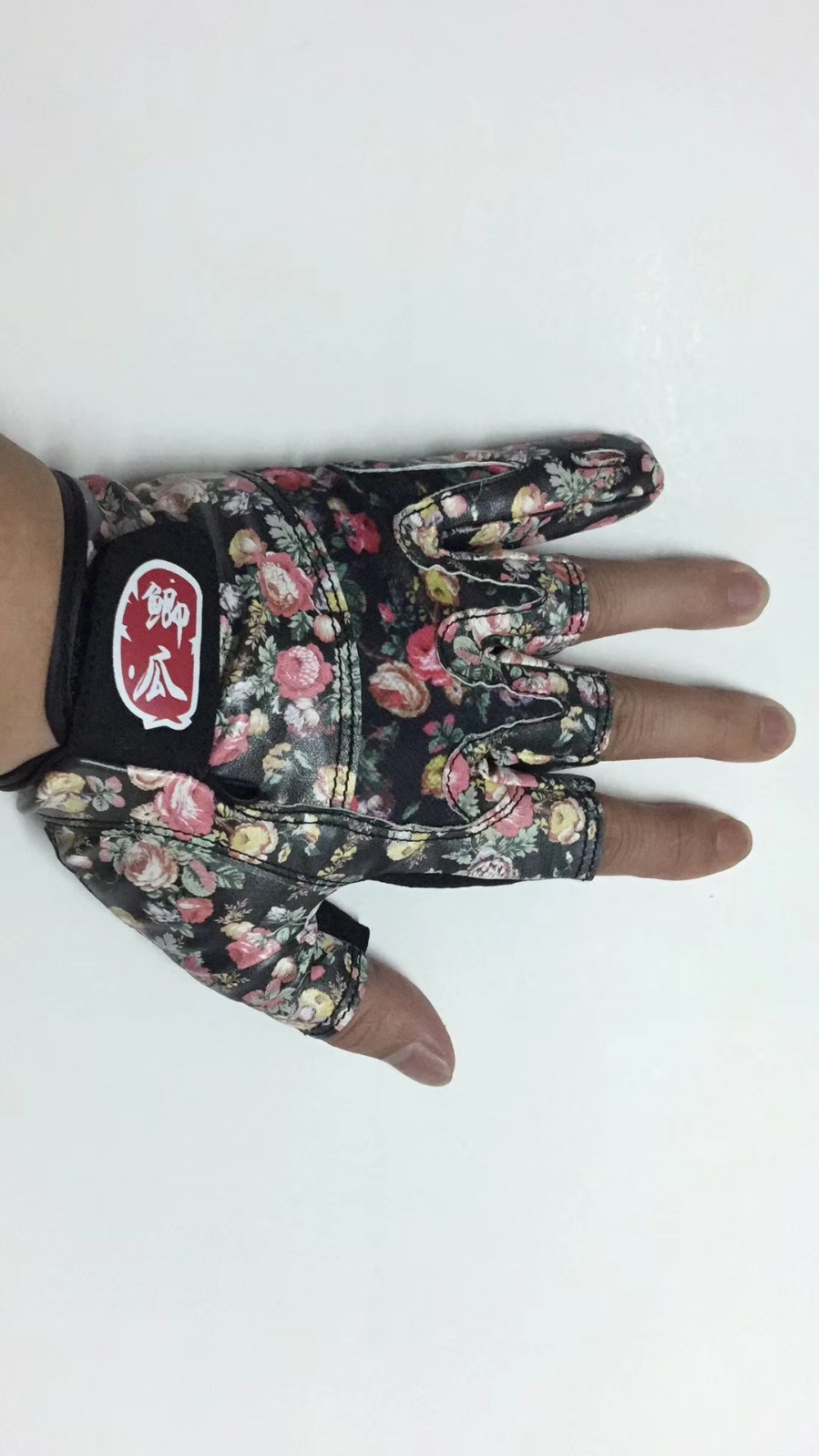 バイク　グローブ 花柄メッシュハーフフィンガーグローブ