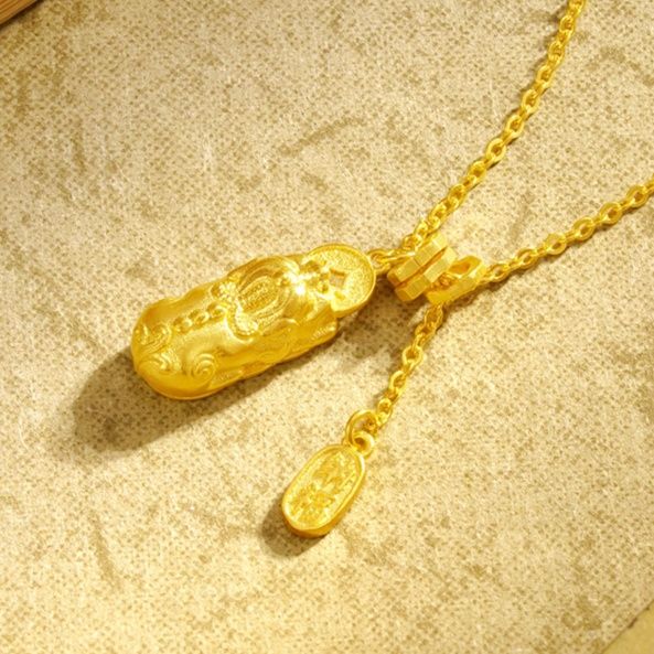 金 ネックレス 開運福来たる細工彫刻ペンダント