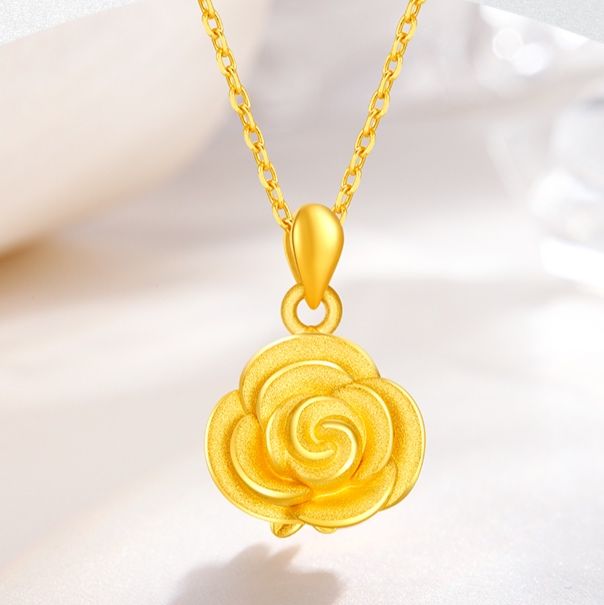 金 ネックレス 優美な薔薇のしずくペンダント