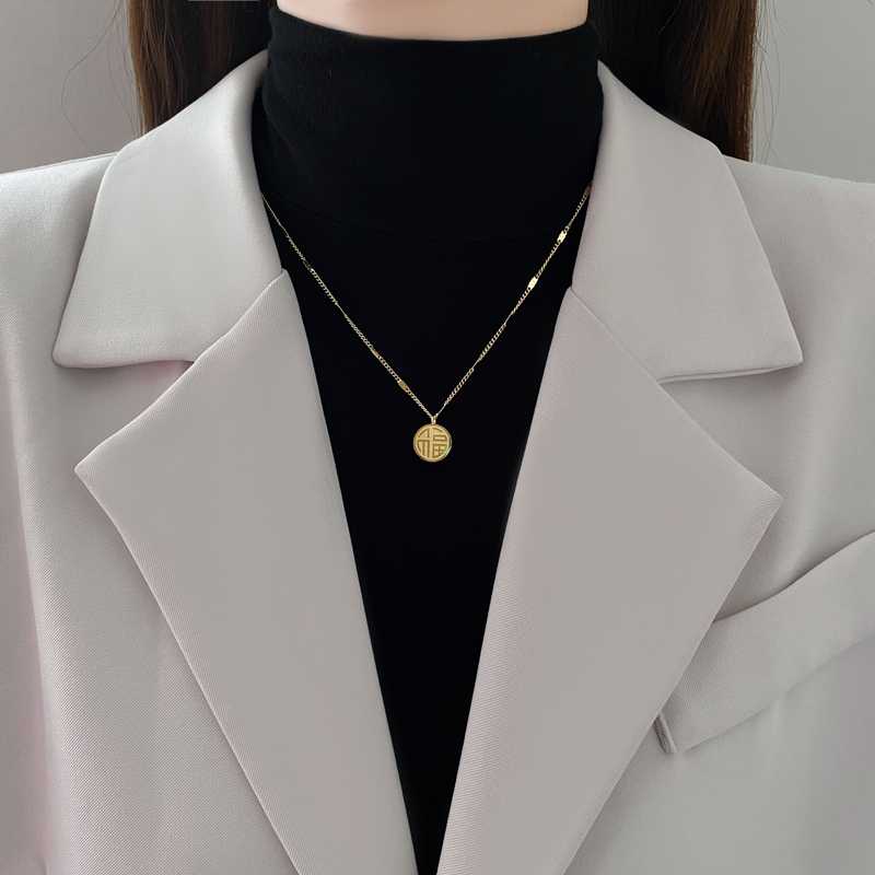 自分らしいスタイルが見つかる！おしゃれなデザインの金ネックレス15選