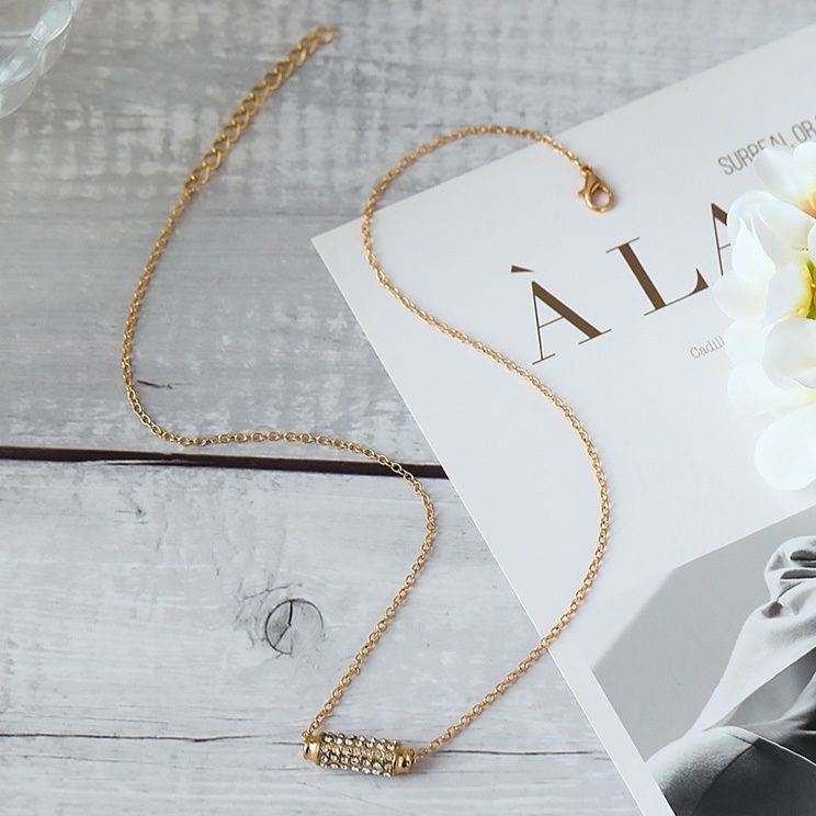 金 ネックレス 華やか輝石円筒型ペンダント金属製首飾り