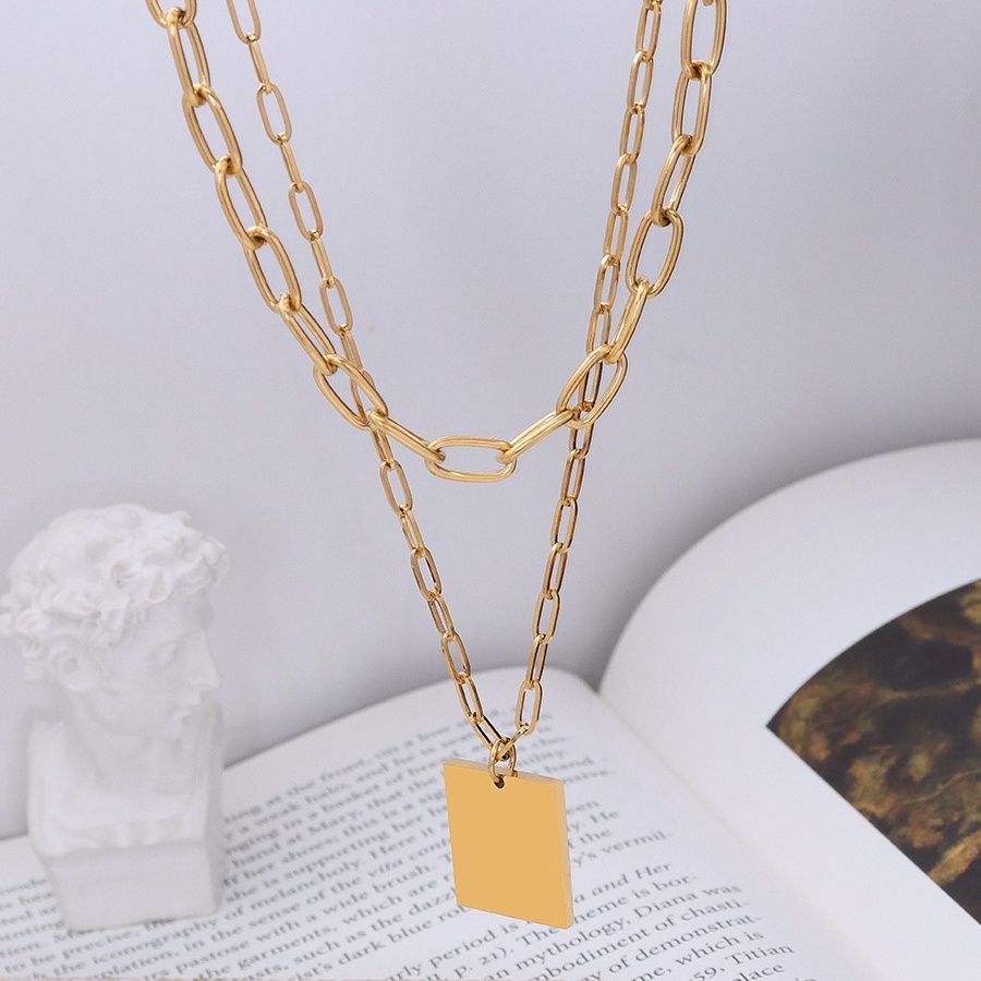 金 ネックレス 二連チェーン スクエアプレート付きネックレス