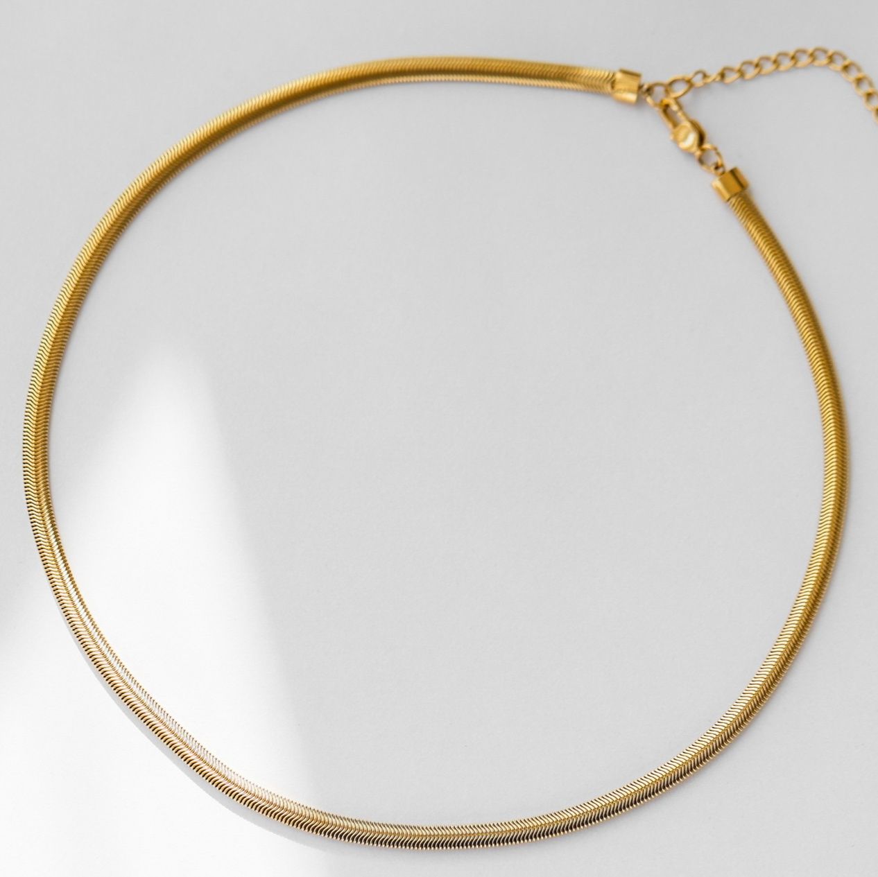 金 ネックレス 十八金蛇腹チェーン華奢レイヤードネックレス