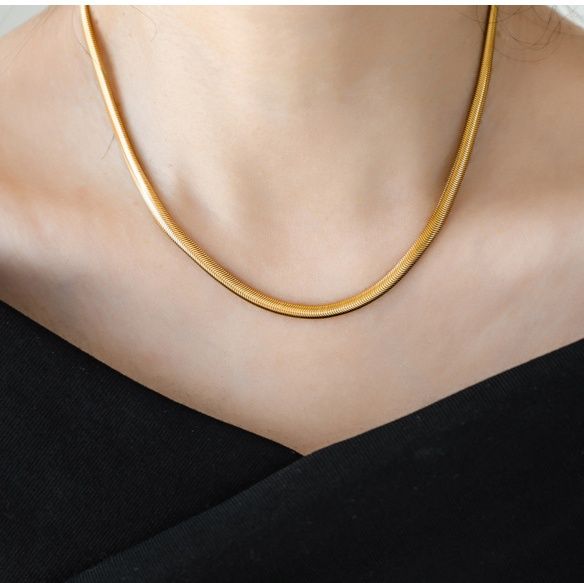 金 ネックレス 十八金蛇腹チェーン華奢レイヤードネックレス