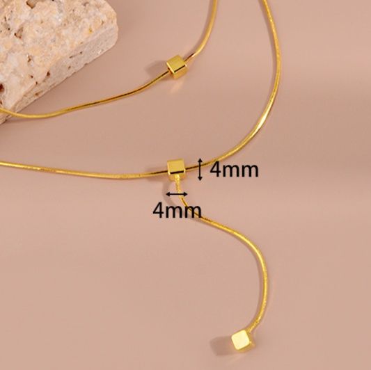 金 ネックレス 華奢な二連重ね付け風菱形モチーフネックレス