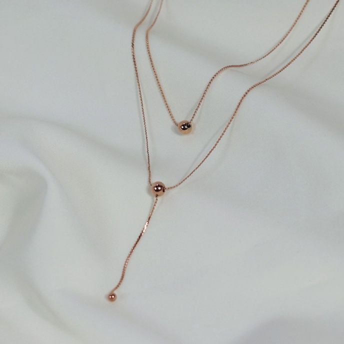 金 ネックレス 二連チェーン丸玉モチーフ垂れ下がりネックレス
