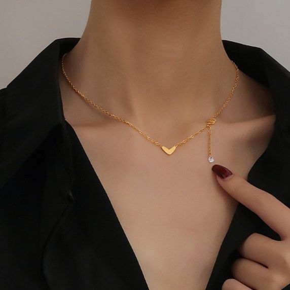 金 ネックレス 小さなハートと揺れる雫の二連デザイン
