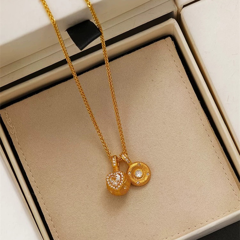 ゴールドネックレス 二連ジュエリーチャームネックレス