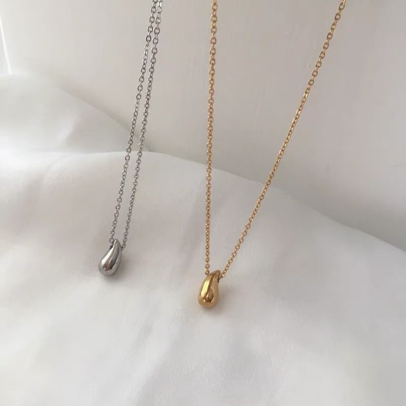 ゴールドネックレス しずく型シンプルネックレス