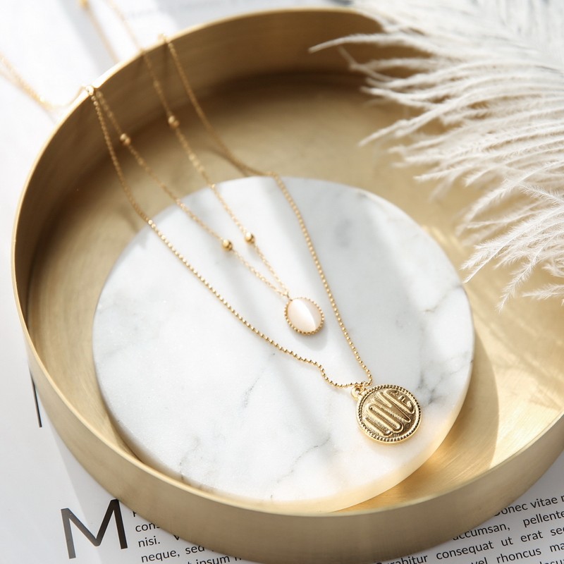 金 ネックレス 三連チェーン重ね付け風モチーフペンダント