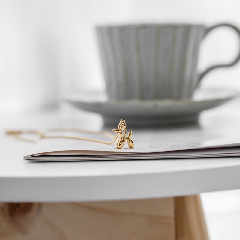 金 ネックレス バルーンドッグモチーフ華奢チェーン