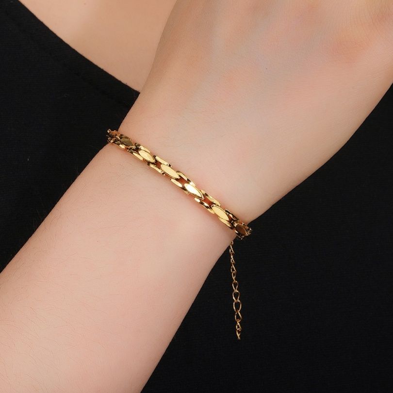ゴールドアクセサリー ブレスレット 繊細なチェーンリンク ブレスレット