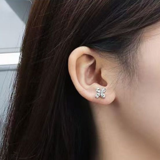 ゴールドアクセサリー レディース 四つ葉のクローバーピアス