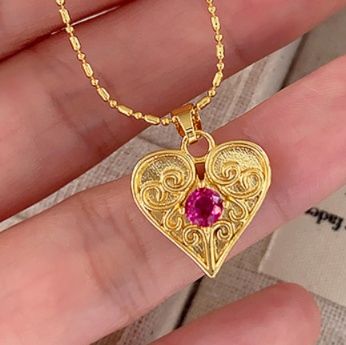 ゴールドアクセサリー ネックレス 華麗なハートの宝石ネックレス