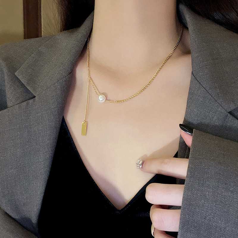 品格と華やかさを演出！エレガントなネックレス5選