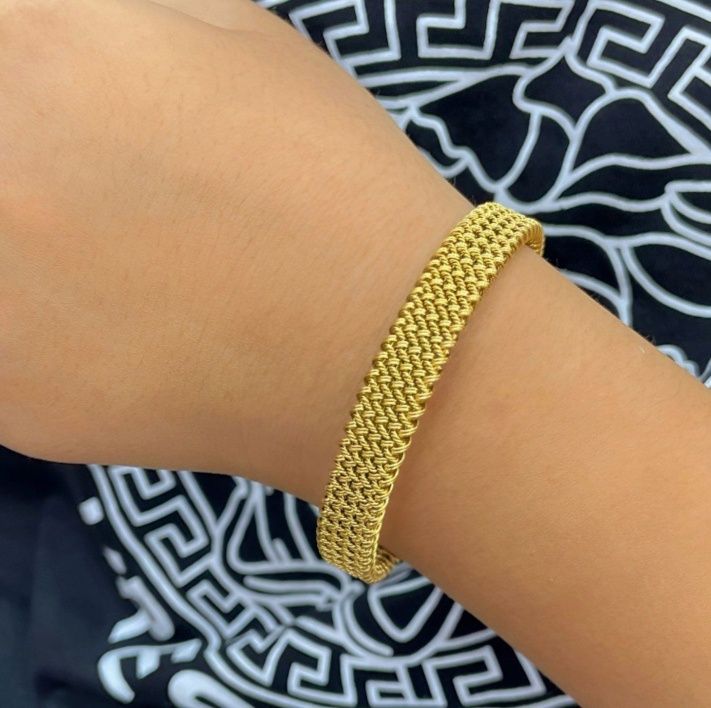 ゴールドアクセサリー 編み込みメッシュカフブレスレット