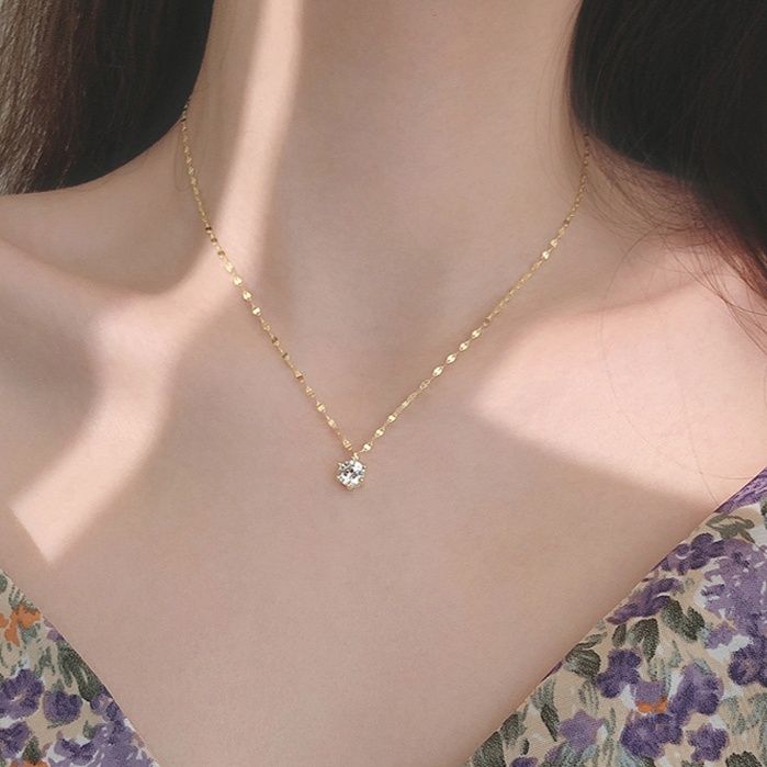 ゴールドアクセサリー 宝石煌めきゴールドネックレス