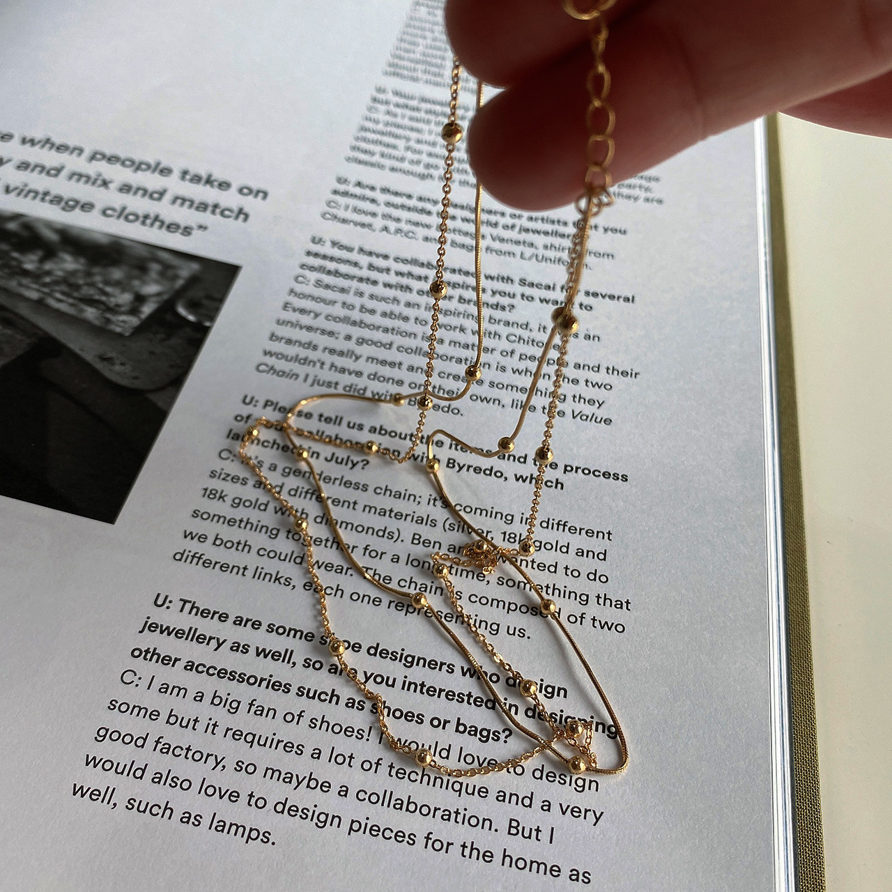 ゴールドアクセサリー 繊細チェーン重ね付け風多層デザインネックレス