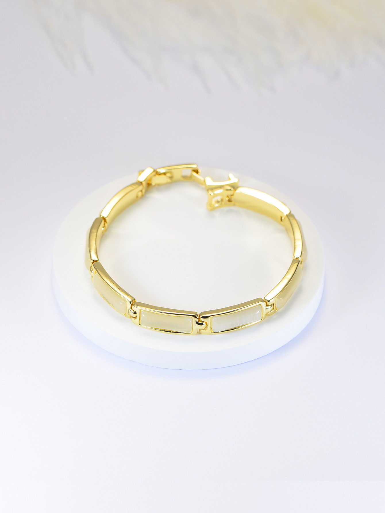 ゴールドアクセサリー ブレスレット 洗練長方形リンクブレスレット