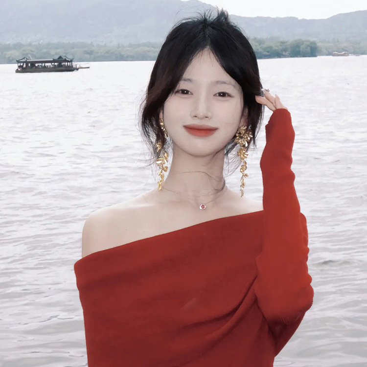 ゴールドアクセサリー イヤリング 花柄 大ぶり ロングイヤリング