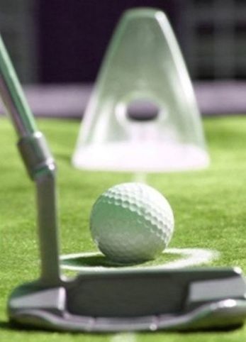 ゴルフ練習器具 完璧軌道誘導式パッティング練習器