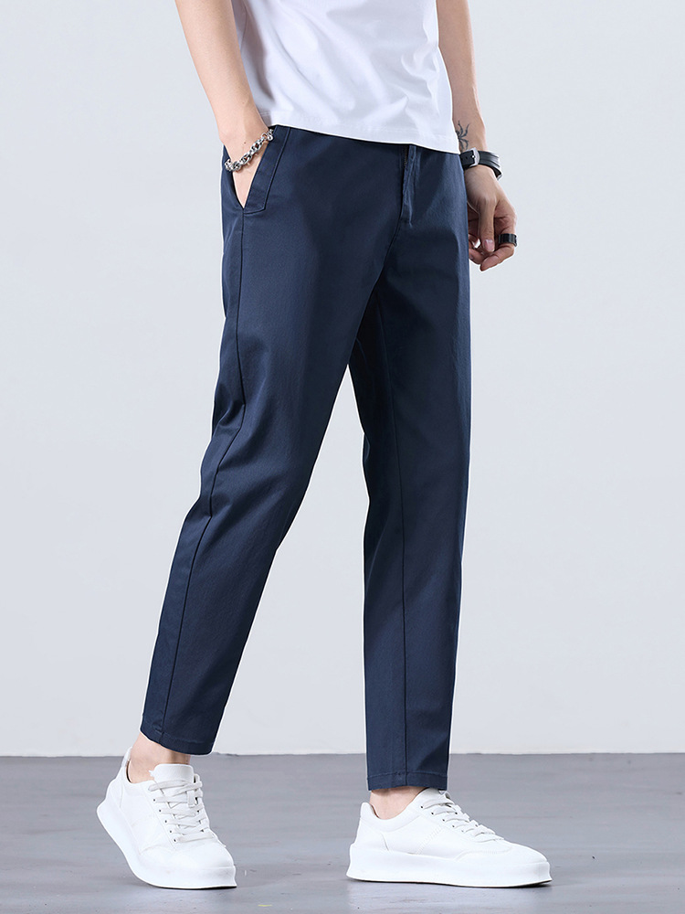 ゴルフパンツ すっきりシルエットのスリムクロップドゴルフパンツ