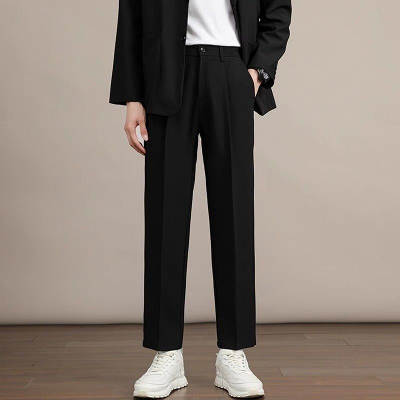 ゴルフパンツ 上品なタックデザインのストレートゴルフパンツ