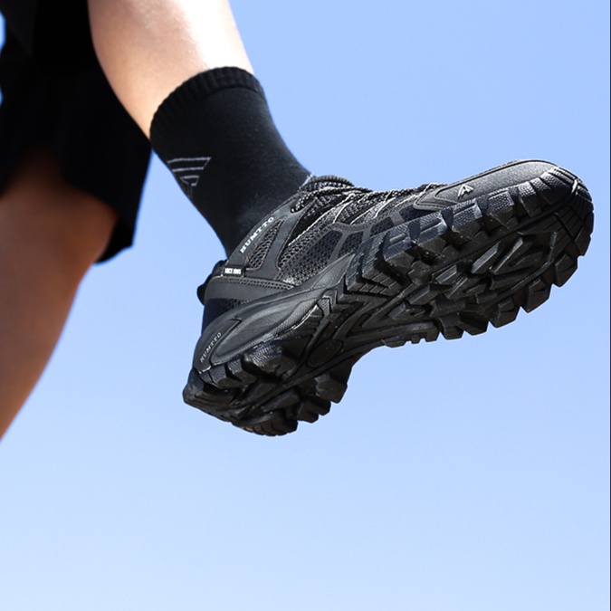 https://fulmo-img-server.com/gotsugotsu-shoes/1737530191187_1xvyobcs_ajrmz2ja.jpeg