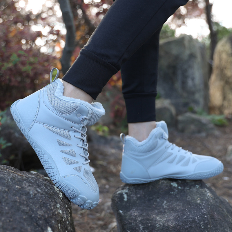https://fulmo-img-server.com/gotsugotsu-shoes/cf5fb5b4-a95d-48d8-b89b-d4522b948b7a.jpg