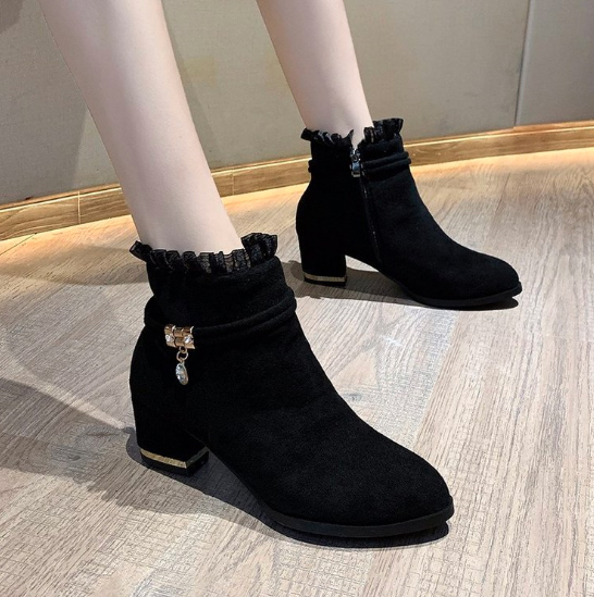 きれいめカジュアル レース装飾スエード調ショート丈靴レディース