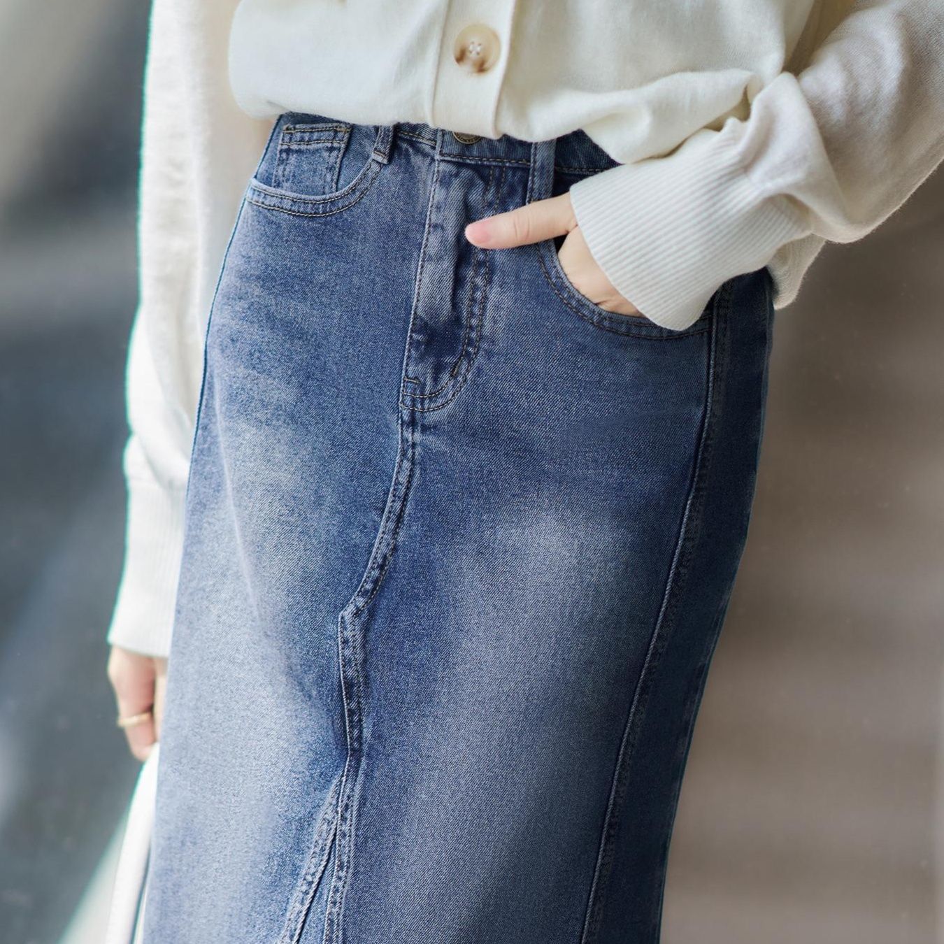 きれいめカジュアル 大人女子のためのロングデニムスカート