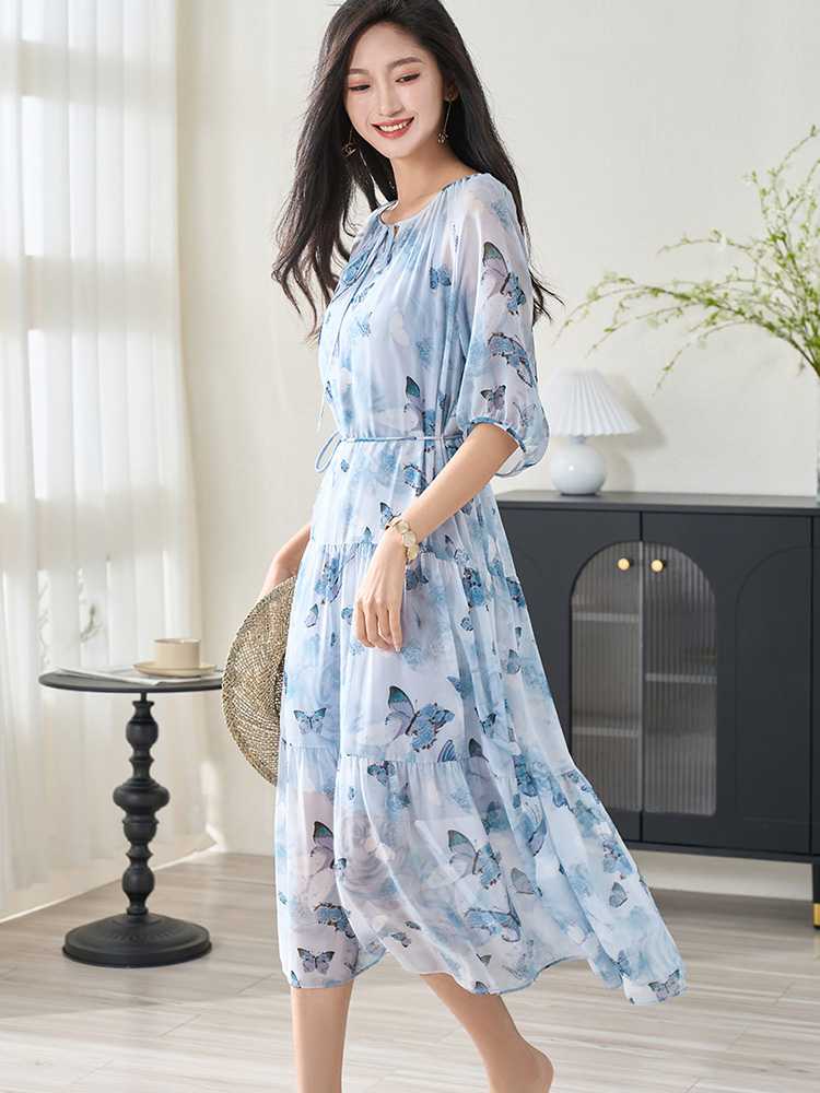 30代女性の品格が際立つ!毎日のファッションで自分らしいきれいめスタイルが完成するアイテム5選