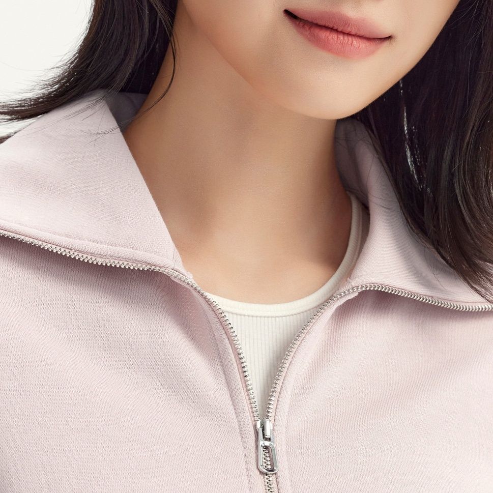 きれいめカジュアル 襟付きハーフジップショート丈スエット