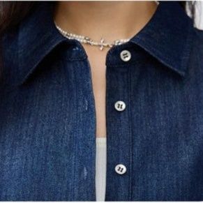 きれいめカジュアル デニム調シャツ襟ベルト付き五分袖フレアワンピース