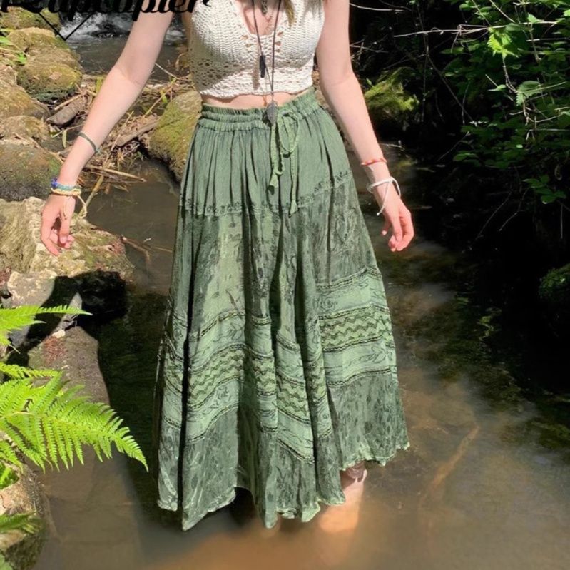 きれいめカジュアル エスニック刺繍ティアードロングスカート