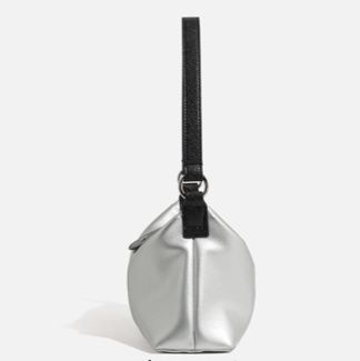 https://fulmo-img-server.com/gracecasual/1779158985866_w2vsma6r_5iqcj0l3.jpeg