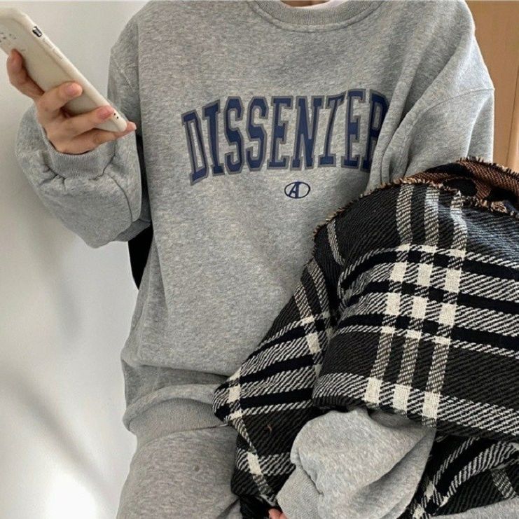 https://fulmo-img-server.com/gracecasual/1779327024599_6e4w4e4m_2iu04uf0.jpeg