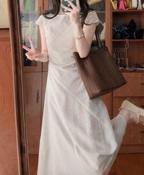 きれいめカジュアル フレンチ風 クルーネック半袖ワンピース レディース 夏 ウエストマーク ミモレ丈