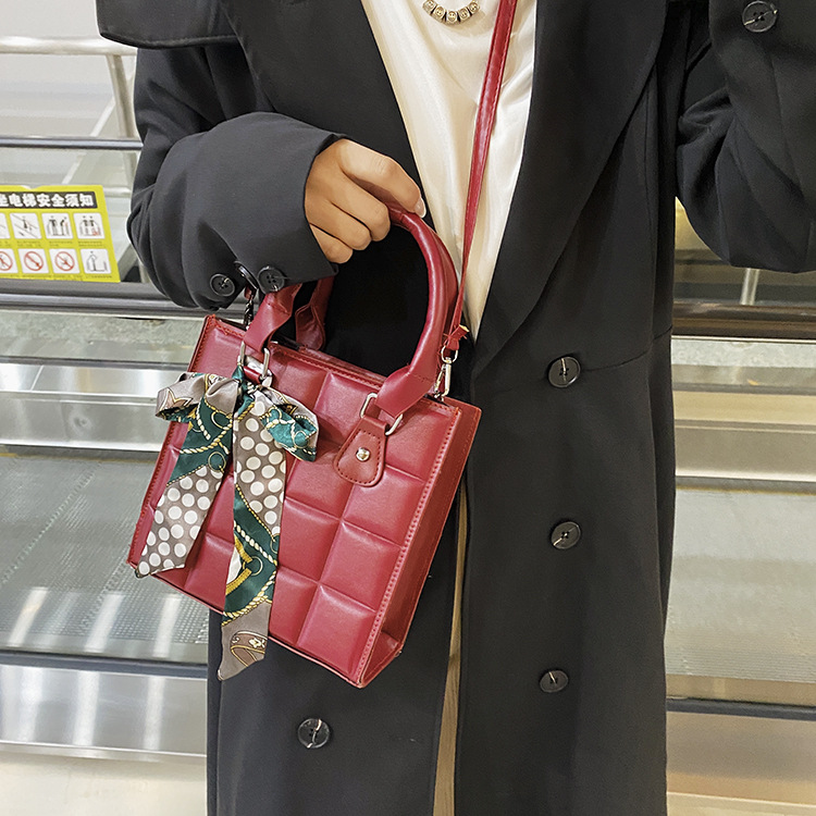 きれいめカジュアル レディース バッグ トート 肩掛け 二通り 上品 斜め掛け 手提げ