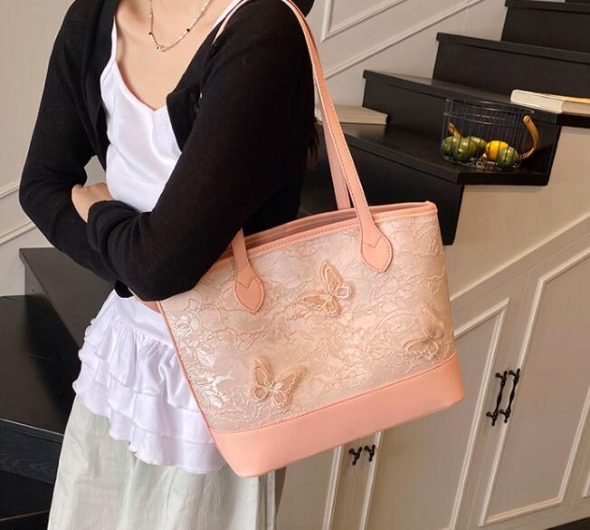 https://fulmo-img-server.com/gracecasual/20fc29ff-1437-42a9-96e5-027aa7ebdf5b.jpg